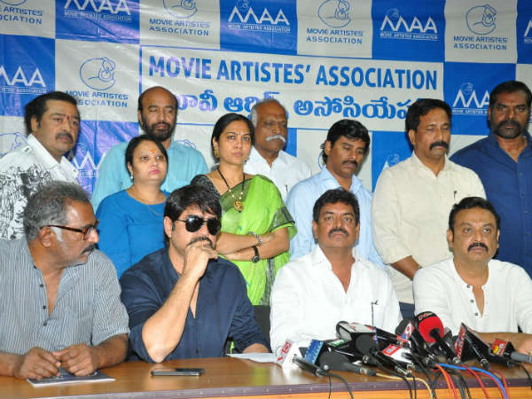 శ్రీరెడ్డికి మెంబర్ షిప్ కార్డు ఇవ్వడం జరుగదు