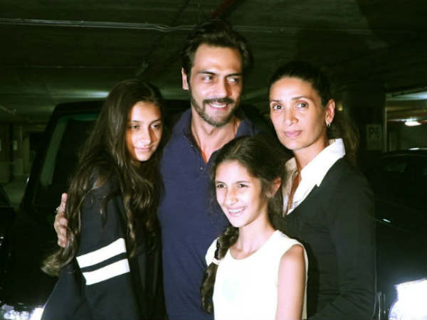 మా ప్రైవసీకి భంగం కలిగించవద్దు