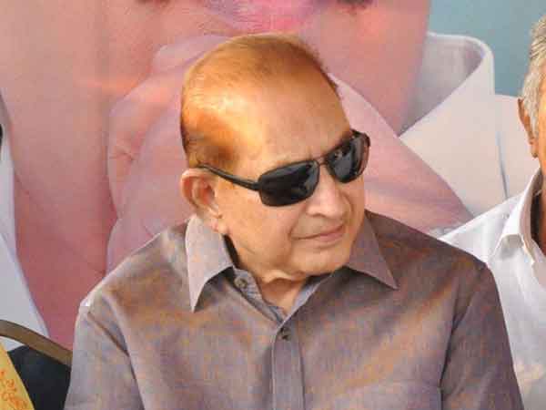  దర్శకుడు కాకముందు నుంచే