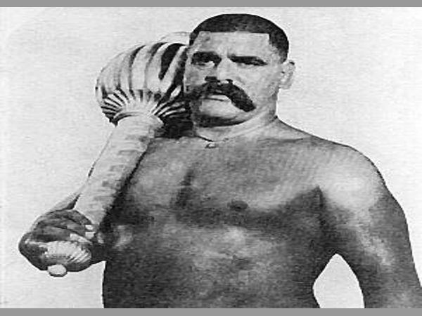 ఓటమి ఎరుగని యోధుడు కోడి రామ్మూర్తి నాయుడు