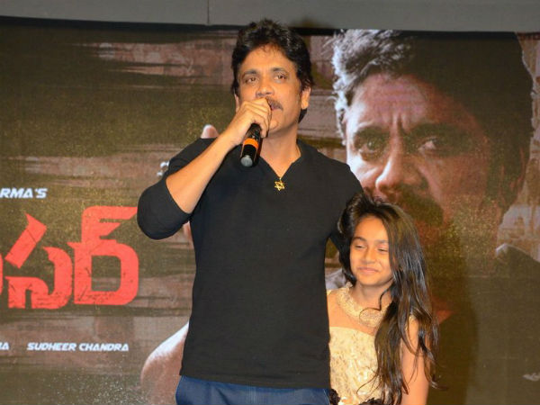 చెప్పినట్లు చేయకపోతే తన్నమన్నాడు