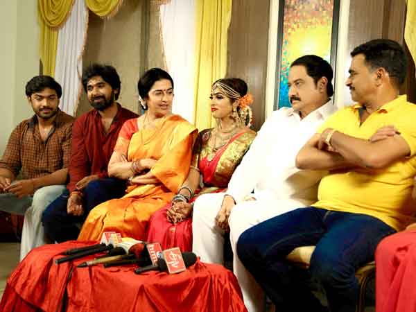  Ninne Chustu: A beautiful love story