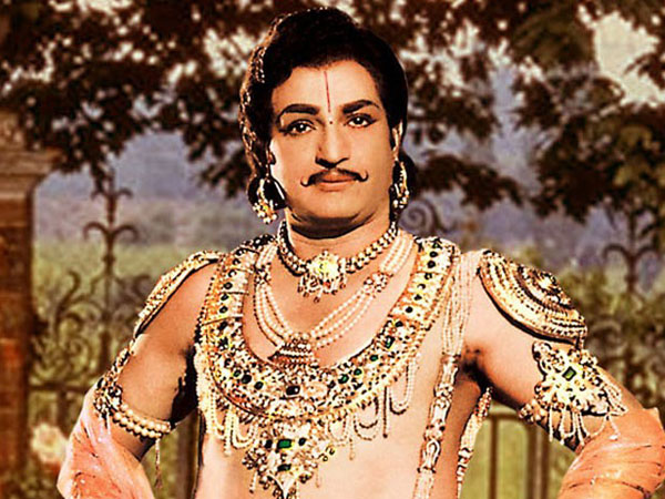 జానపదనాయకుడంటే నందమూరే!