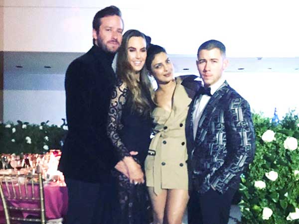 ఎక్కడా చూసినా ఈ జంటే