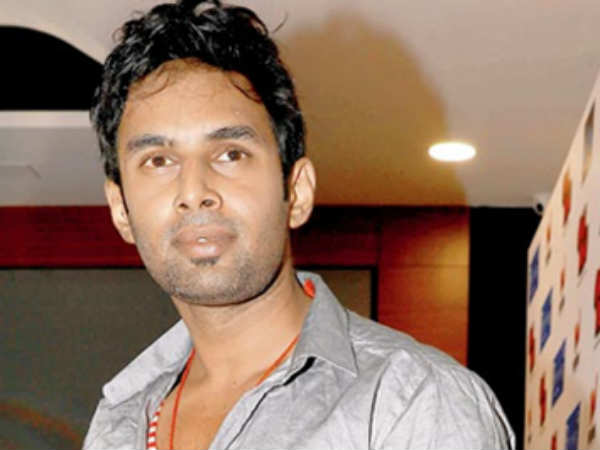 అనేక ఒడిదుడుకులు