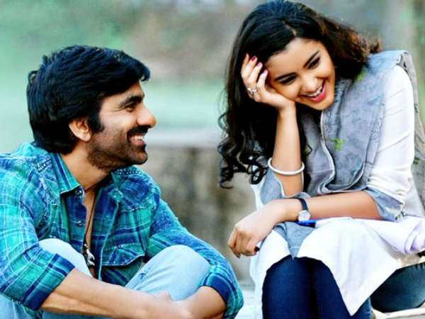 మాళవిక శర్మ హీరోయిన్ గా