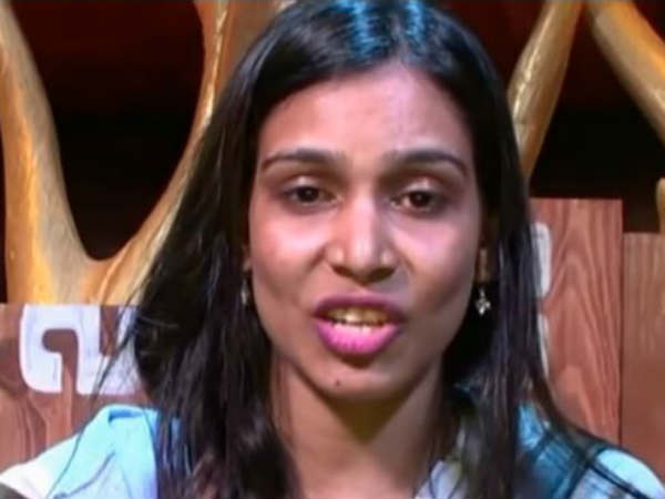 రచ్చ రచ్చ చేస్తానని సంజన వార్నింగ్