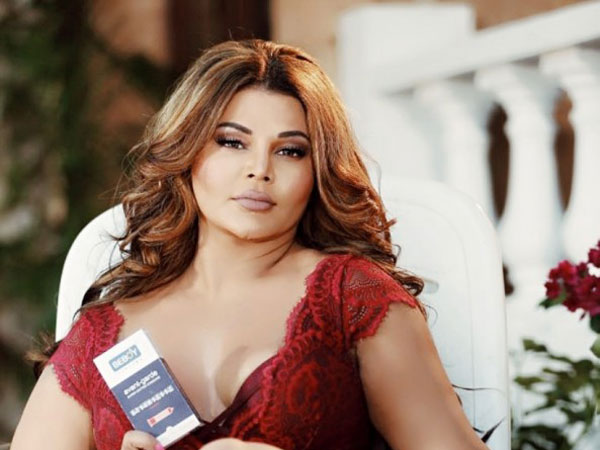 రాఖీని కెలికిన మహికా