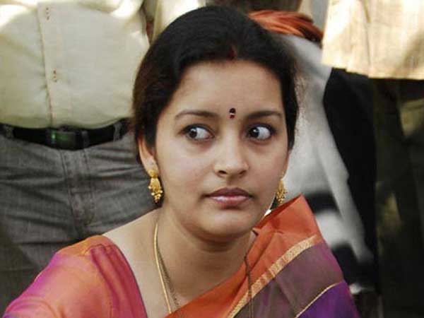 అకీరాకు యాక్టింగ్ ఇష్టం లేదట