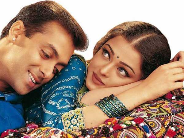 ఐశ్వర్యరాయ్ అపార్ట్‌మెంట్ వద్ద