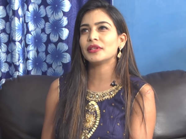 సంజన బ్యాగ్రౌండ్