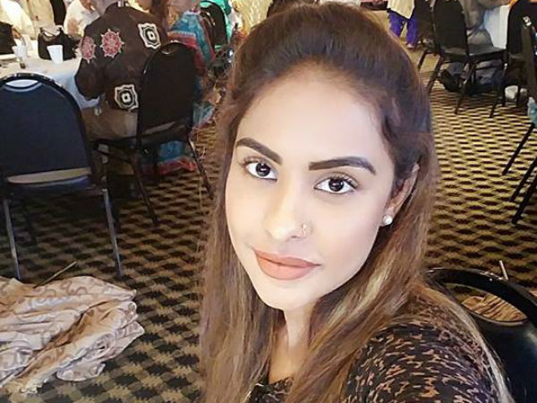 హీరోయిన్లే కాదు యాంకర్లు కూడా 