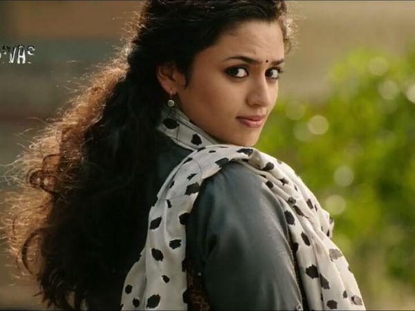 మాళవిక నాయర్ హీరోయిన్‌గా 