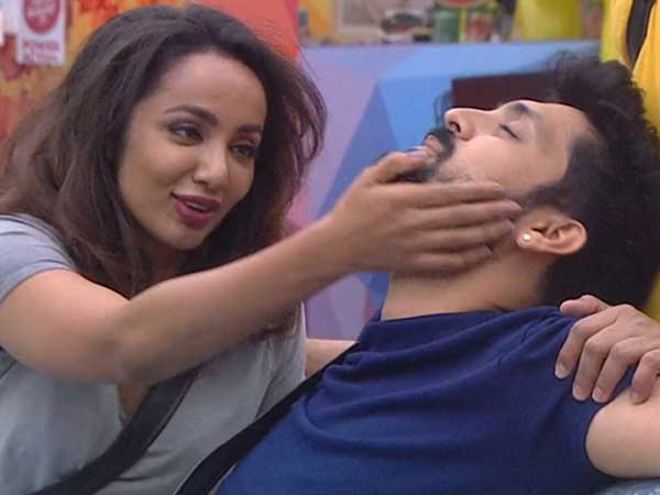  లవర్స్ అడ్డా