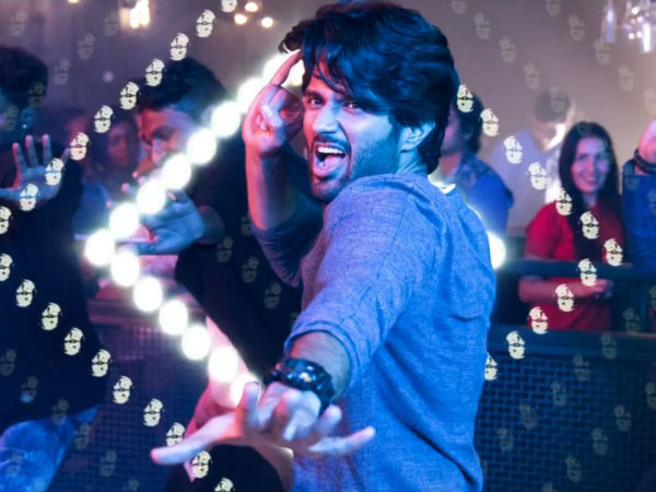 విజయ్ దేవరకొండ ట్విట్టర్ పేజీలో ఇలా..