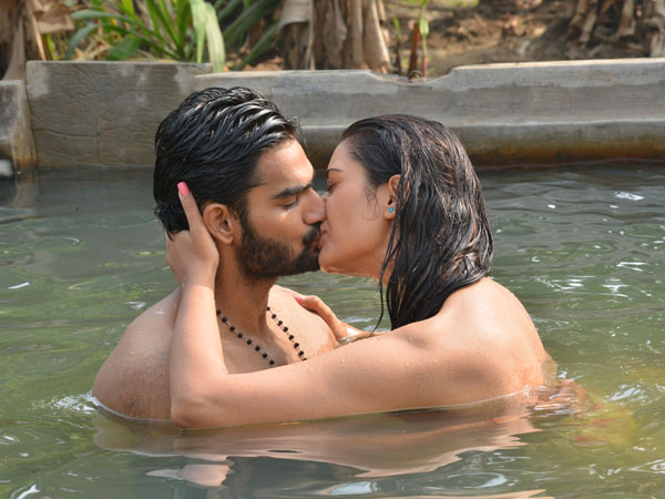  బాక్సాఫీసు వద్ద అదరగొడుతున్న ఆర్ఎక్స్100