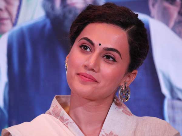  తాప్సి ఒక చెత్త నటి