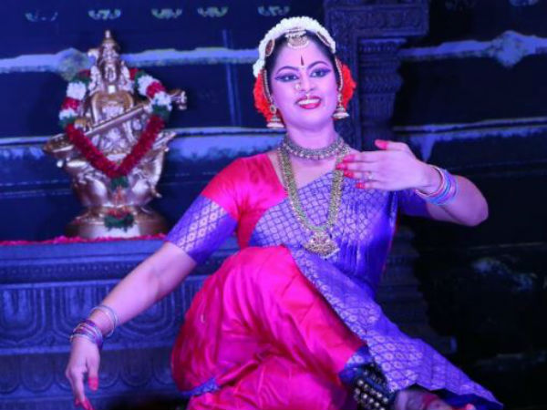 ప్రముఖుల హాజరు