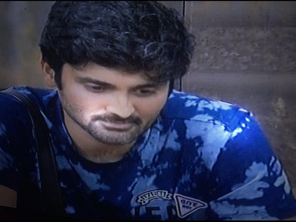 నా వల్లే తల్లిదండ్రులకు కష్టాలు