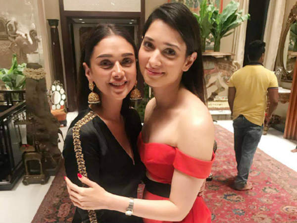 తమన్నా హాట్ లుక్ హైలెట్