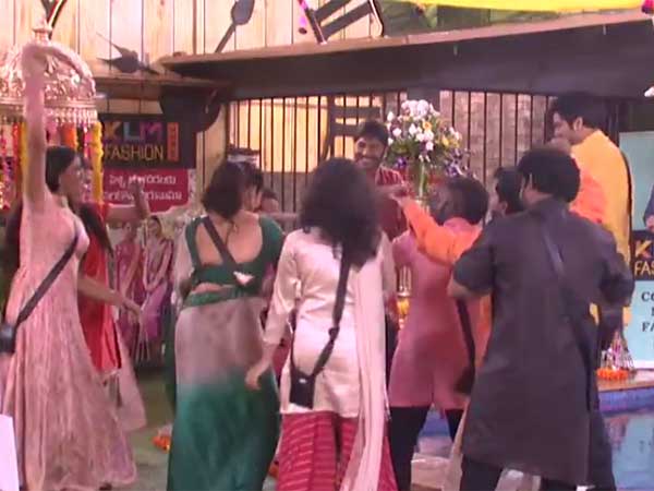  యాంకర్ అనసూయ హంగామా