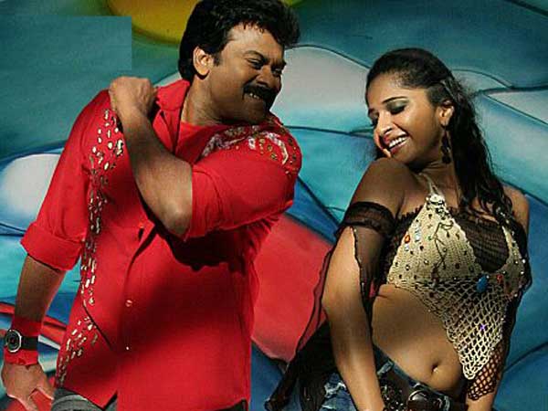 మెగాస్టార్ చిరంజీవి వరుస సినిమాలతో ఫ్యాన్స్ 