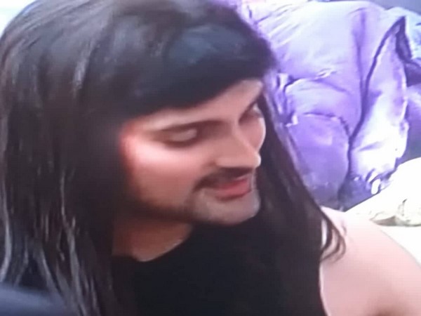 హిజ్రాగా మారిన సమ్రాట్ రెడ్డి