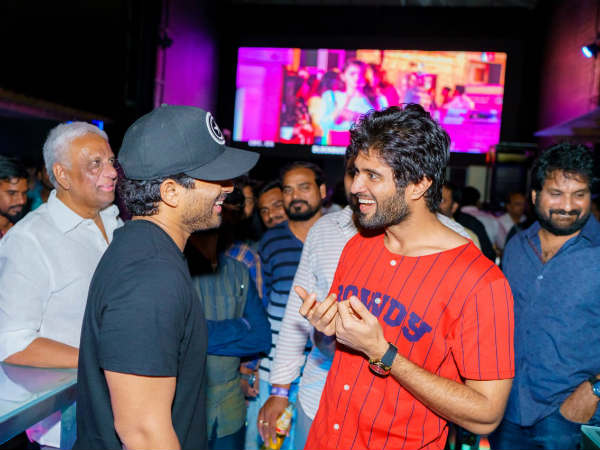  విజయ్‌తో చిట్ చాట్