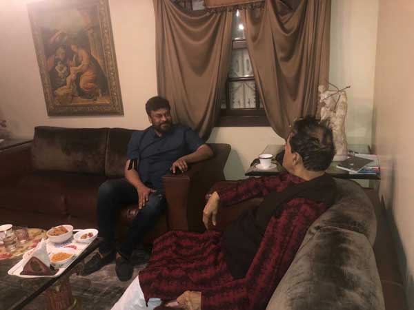 Megastar Chiranjeevi visits Dr.T.Subbaramireddy Megastar Chiranjeevi visits Dr.T.Subbaramireddy