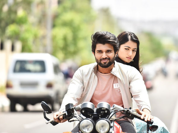 వర్జిన్ టాపిక్ ఉండదు, క్లీన్ ఫ్యామిలీ మూవీ