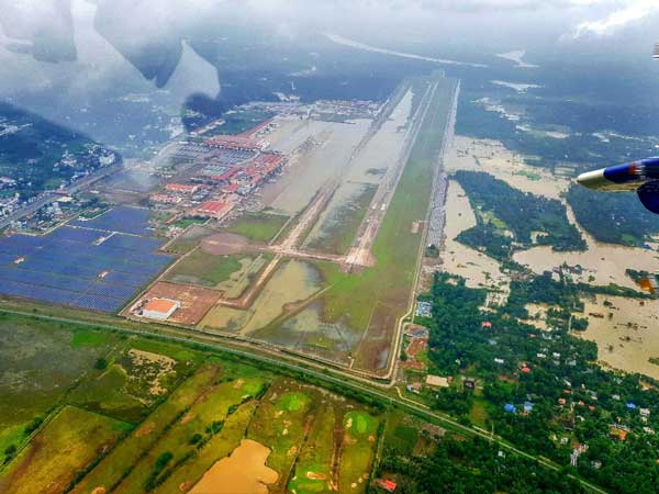 బాలీవుడ్ స్టార్ల సహాయం