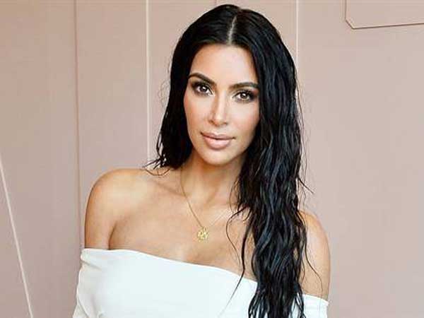 నగ్నంగా ఉన్నా