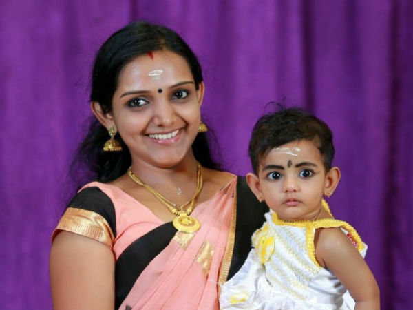 స్నేహితురాలితో కలసి