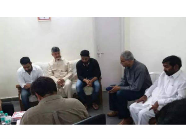 ఘటనాస్థలానికి చంద్రబాబు, లోకేష్