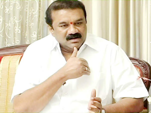 సింప్లిసిటీగా సురేష్ కొండేటి