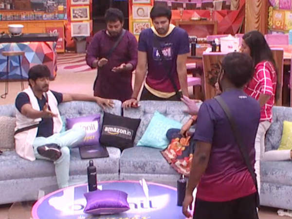 కోట్లలో ఓటింగ్