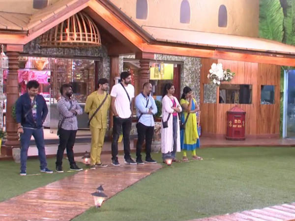  వాళ్ళిద్దరిలోనే 