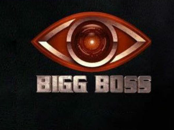 ఒకరిపై ఒకరు దాడి