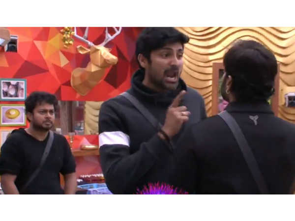 అరేయ్ ఏం మాట్లాడుతున్నావ్ రా