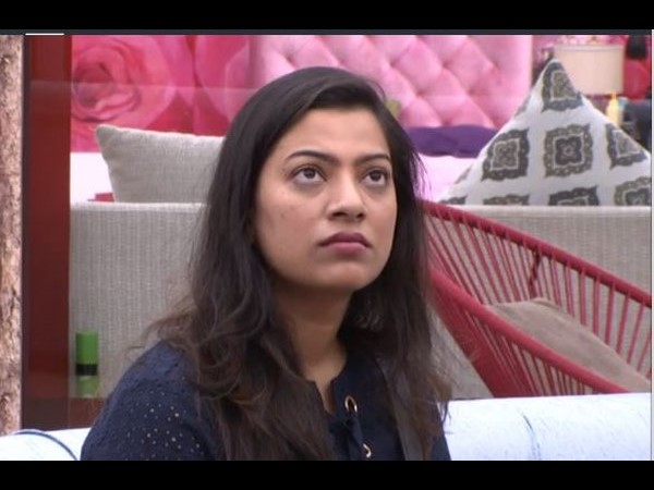 టాస్క్ నుంచి గీతా మాధురి అవుట్