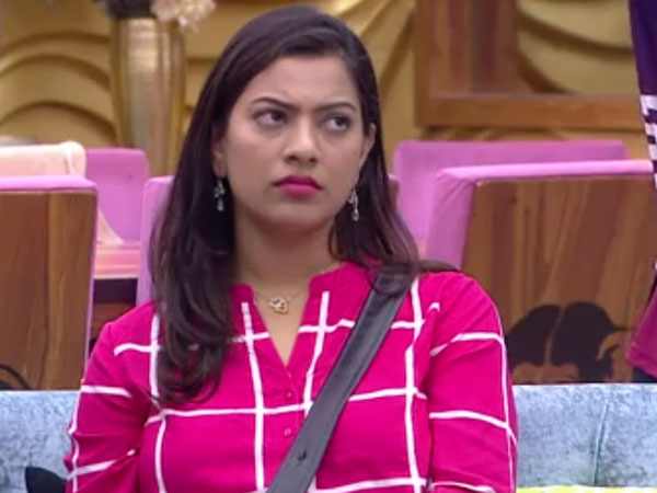 రెండో స్థానంలో గీతా మాధురి