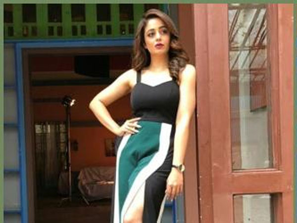 అన్నీ విసిరికొడతా