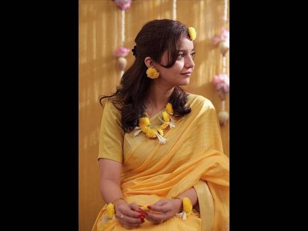 కొద్దిరోజులుగా ప్రేమలో