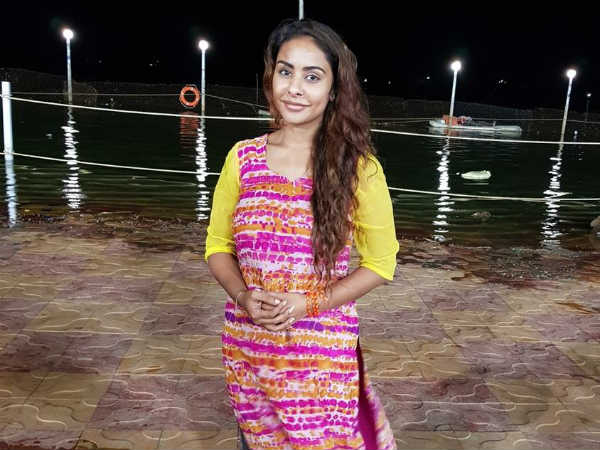 తాట తీస్తా ఎదవ.. టాలీవుడ్ ప్రొడ్యూసర్ చాటింగ్ లీక్ చేసిన శ్రీరెడ్డి!