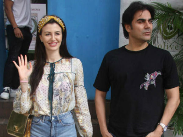  ప్రకటించేశాడు 