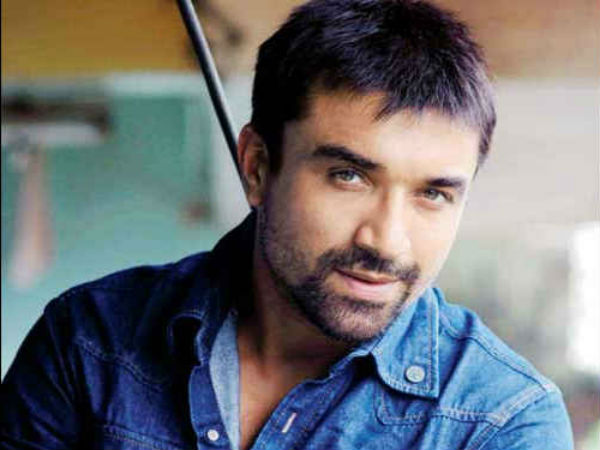 ముంబైలో ఎజాజ్ అరెస్ట్