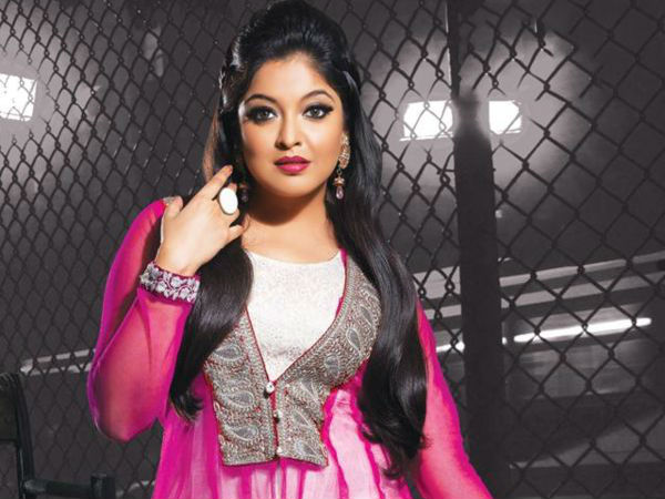 నిర్మాతలు, మూవీ ఆర్టిస్టులతో