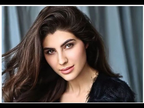 మూడు నెలలపాటు చిత్రహింస