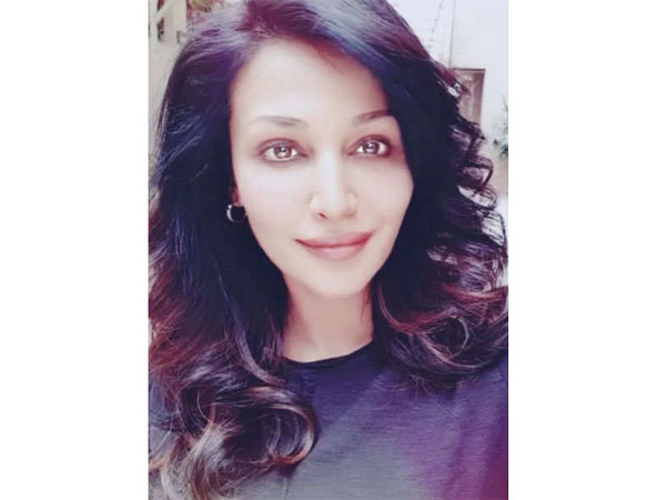 ప్రేమికుల దినోత్సవం రోజే..