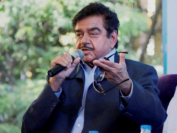 మీటూ పేరుతో ఆరోపణలు చేయొద్దు